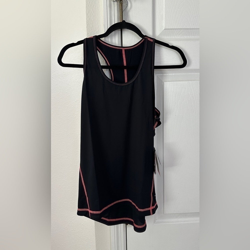 NWT Endeavor Racerback Tank Top size medium